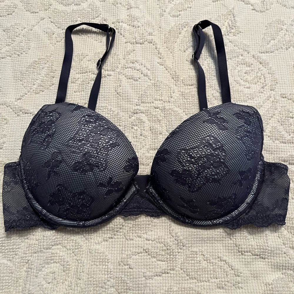 Victoria’s Secret 36B Bra